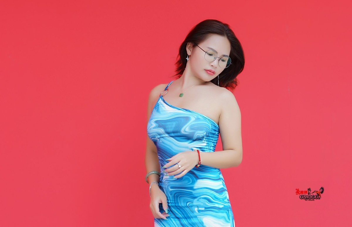 【红场美女】---星月