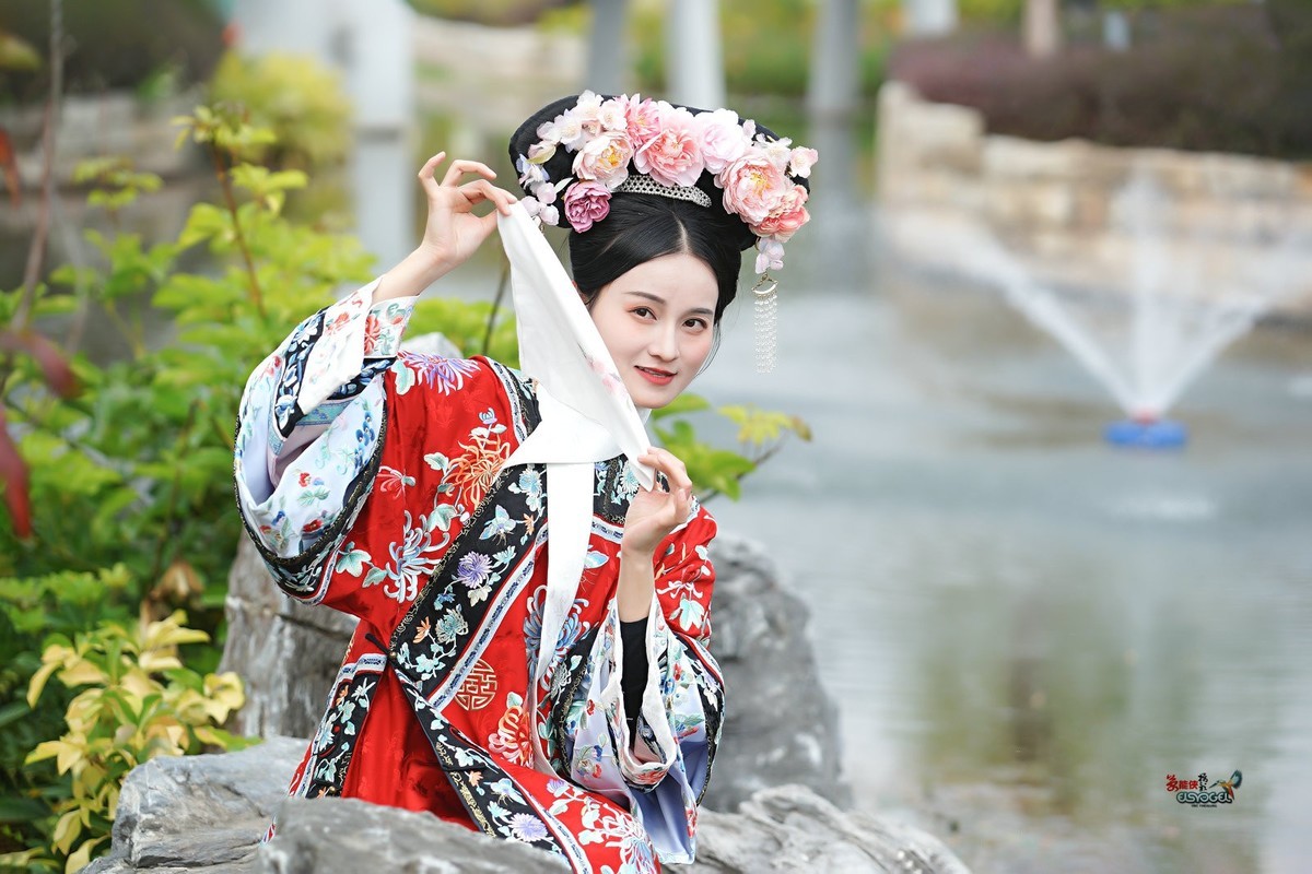 【清汉格格美女】---沛阳