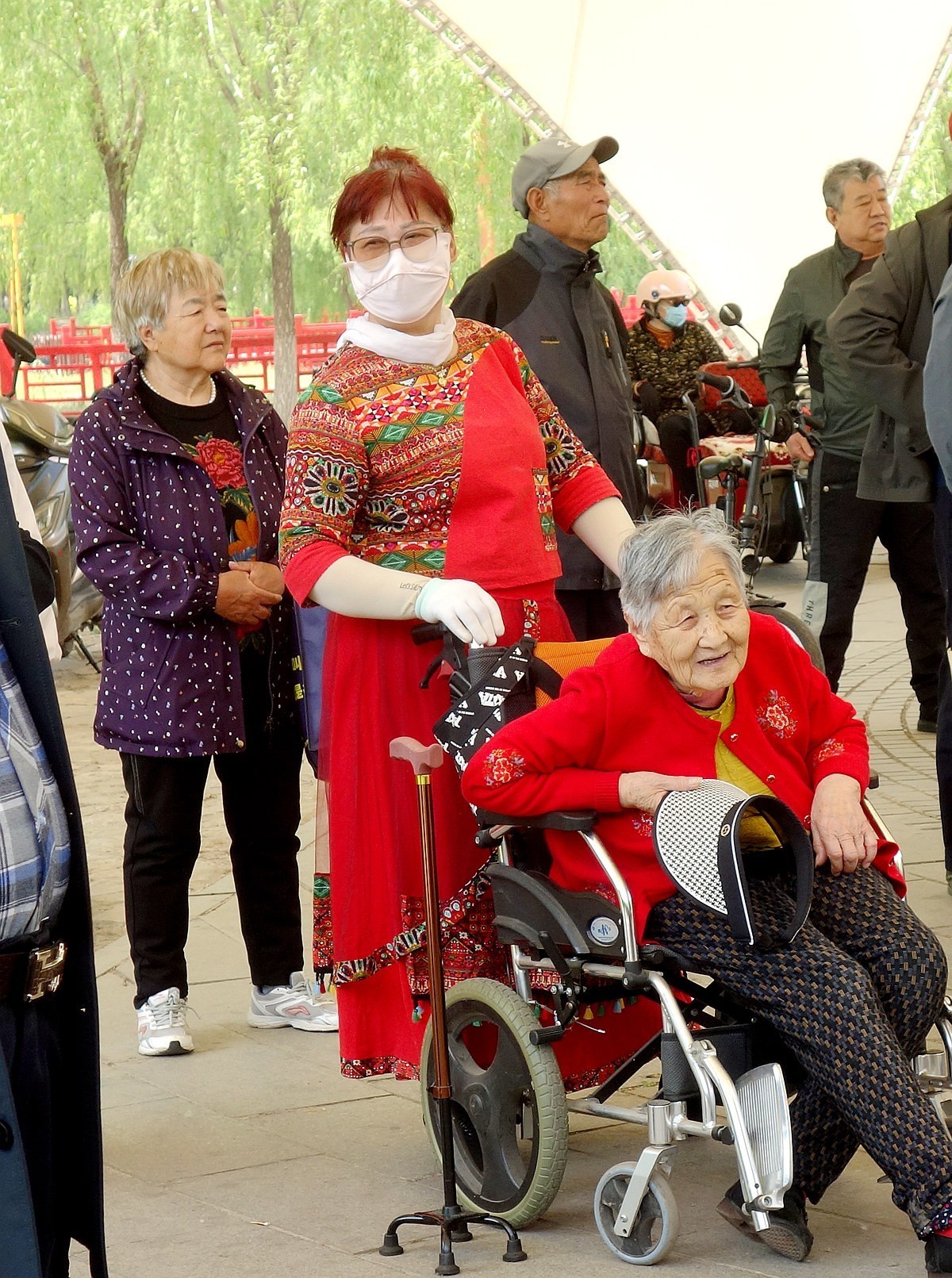 老太太快乐