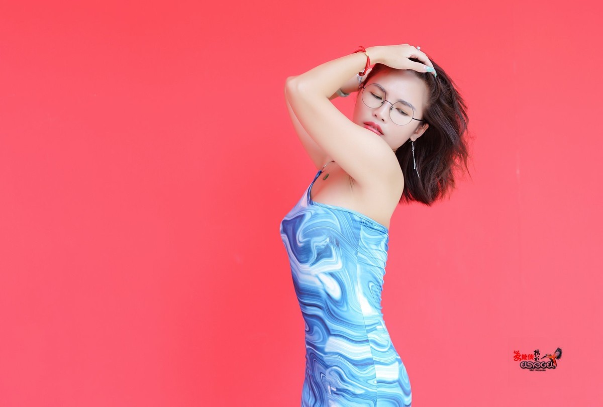 【红场美女】---星月