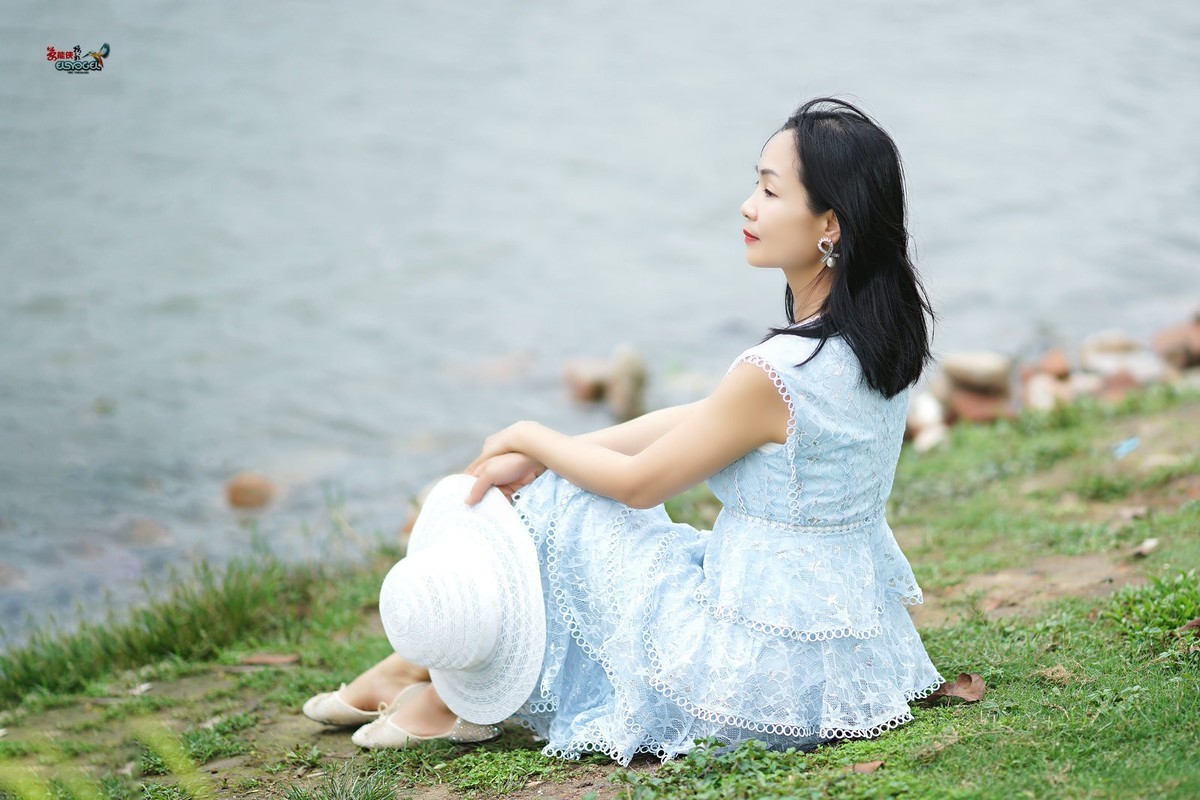 【人间四月天之女】---丰银