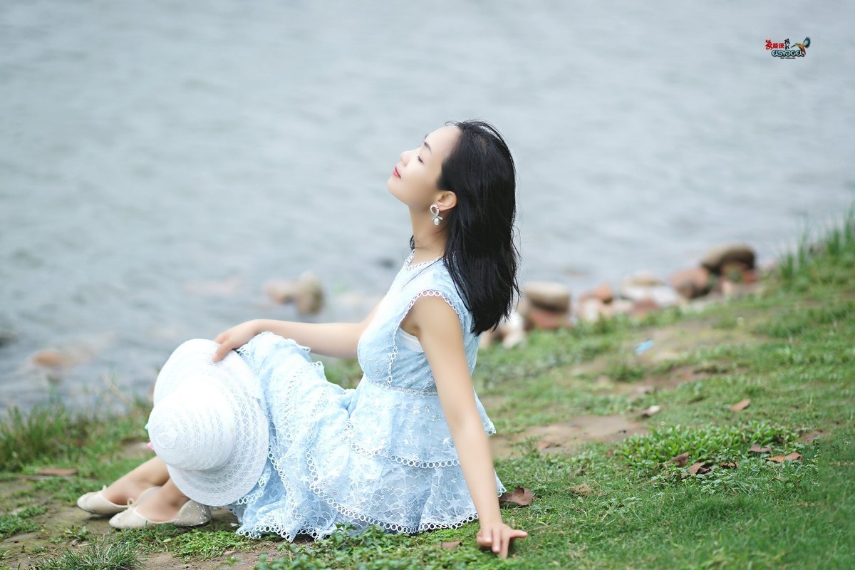 【人间四月天之女】---丰银