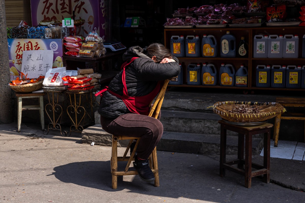 苟小静《皮影来串门》