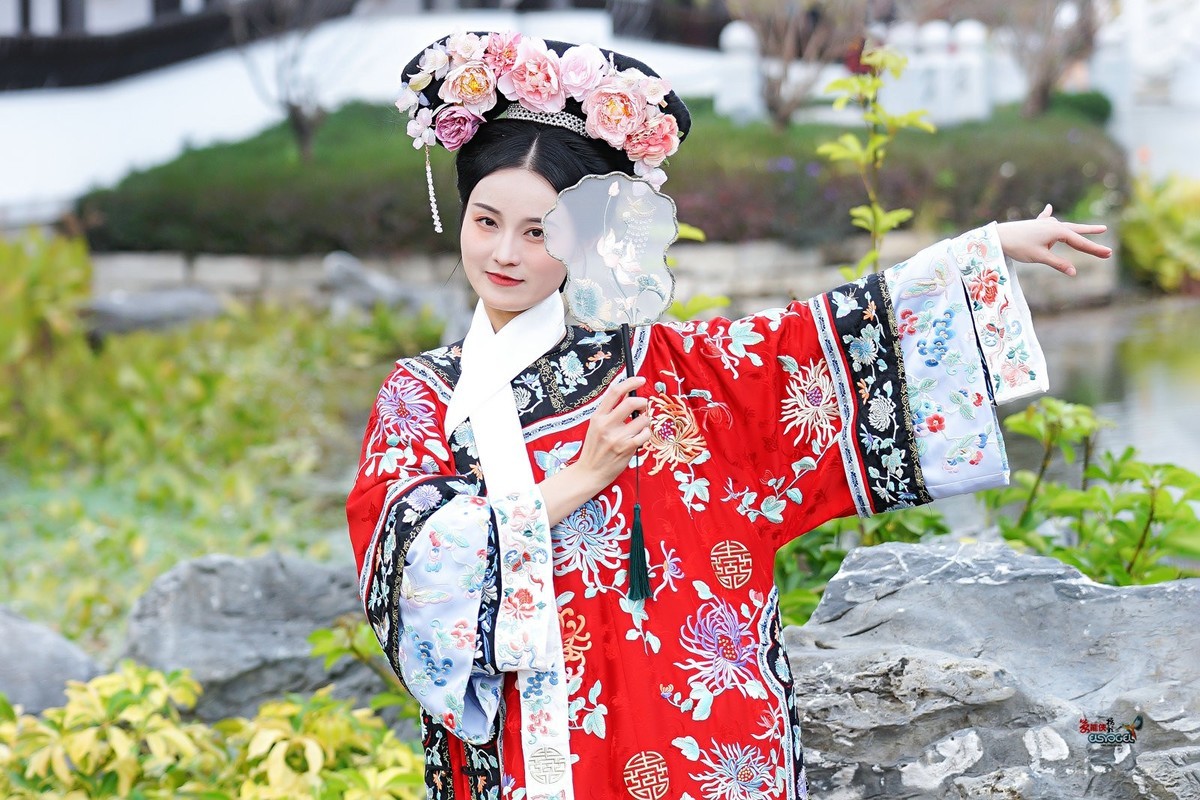 【清汉格格美女】---沛阳