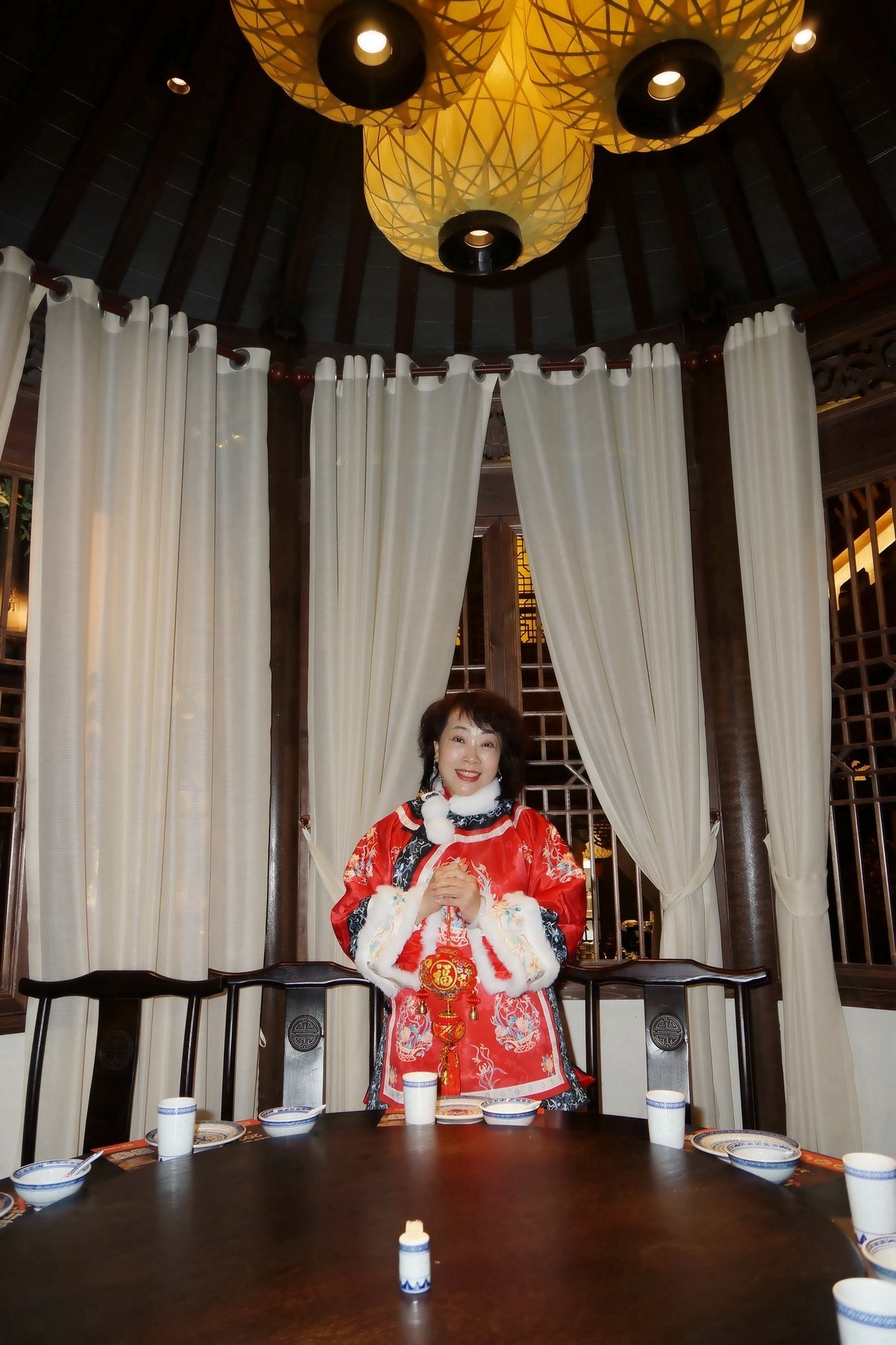 新年贺岁的古装美女！