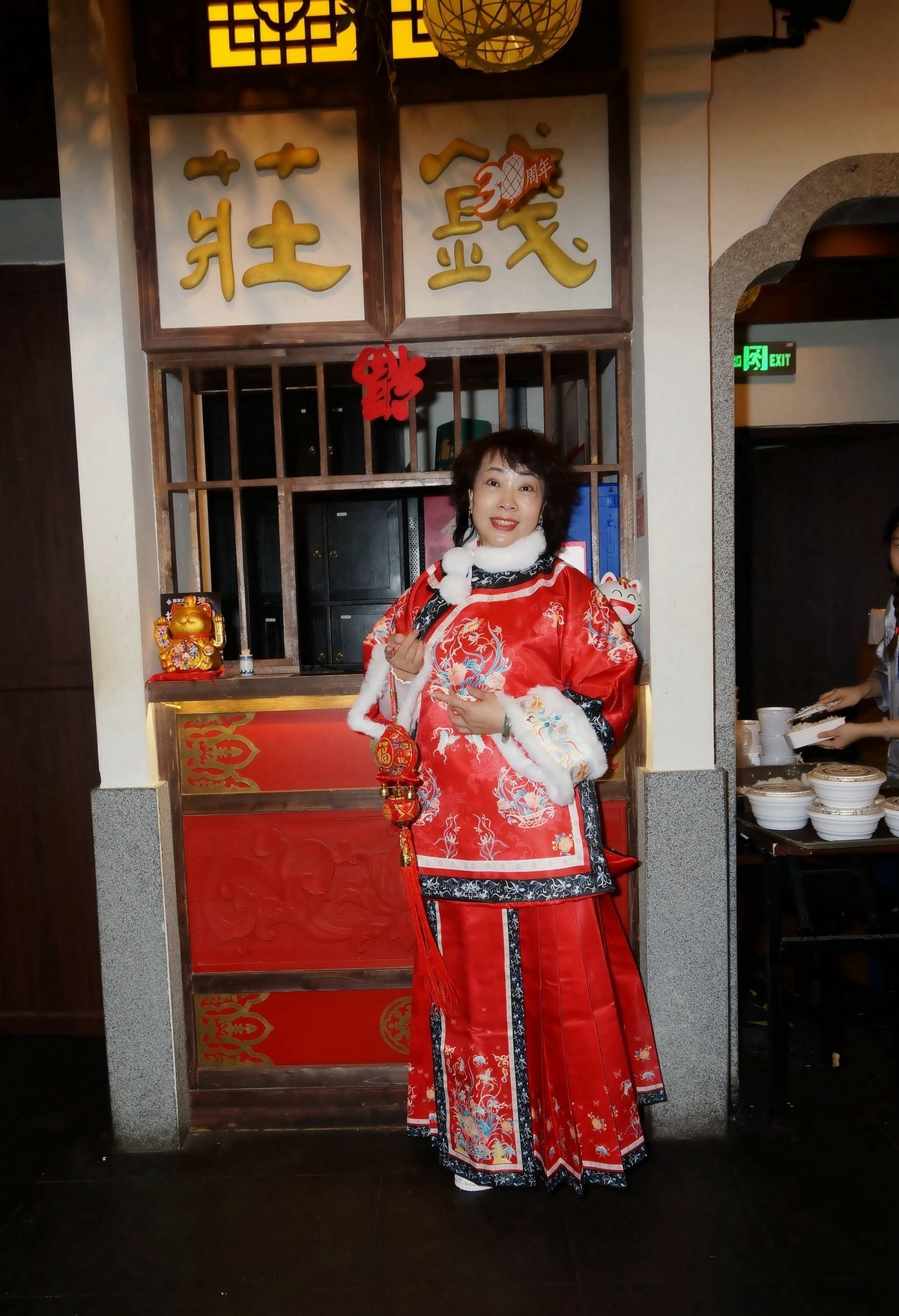 新年贺岁的古装美女！