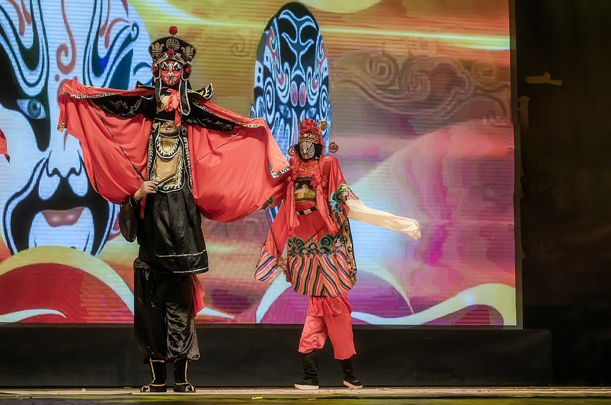 舞台摄影：木偶绝技《木偶变脸吐火》