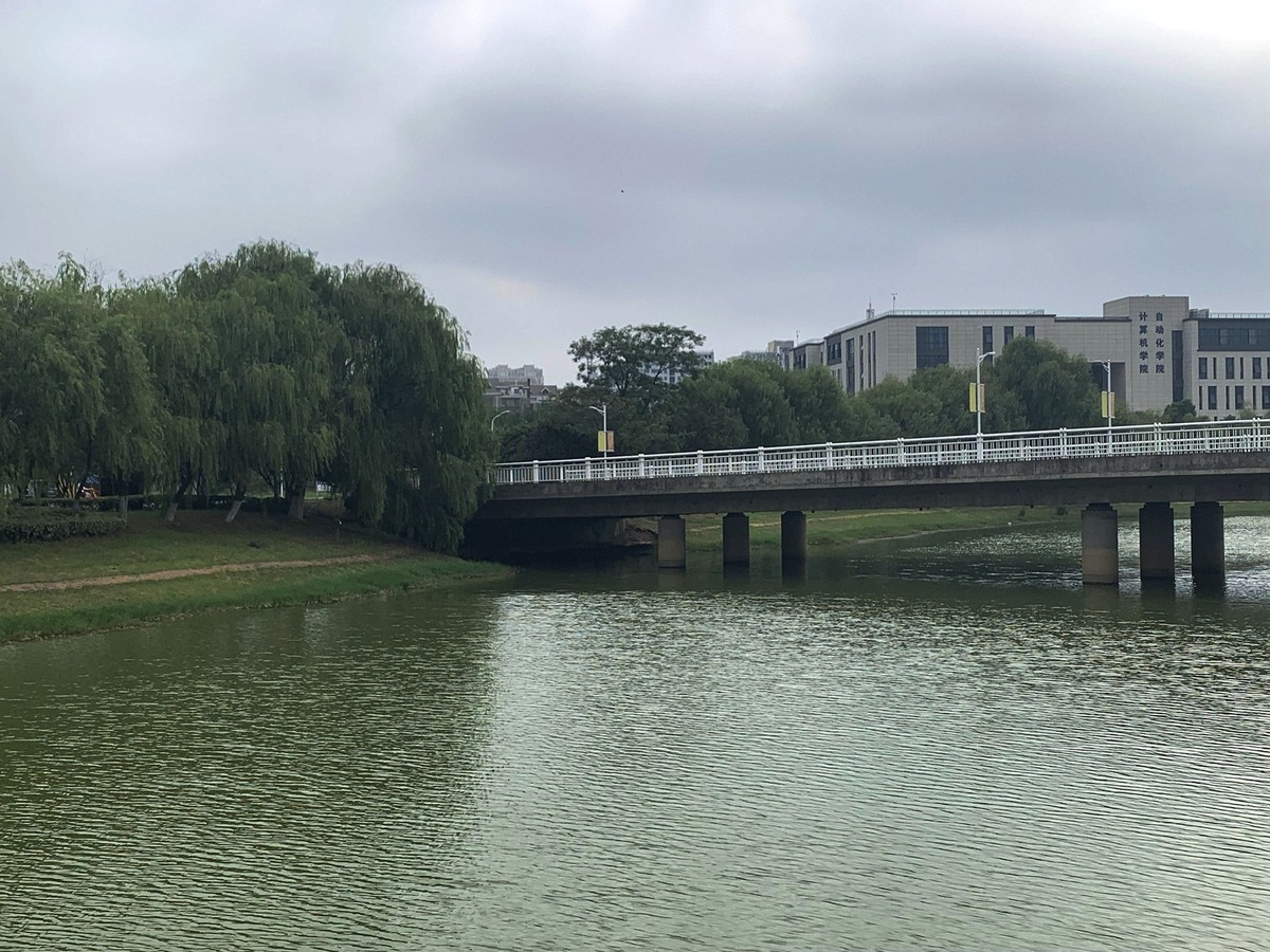 中南大学新校区2[手机版]