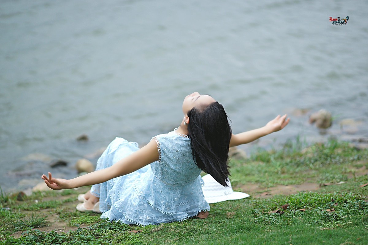 【人间四月天之女】---丰银