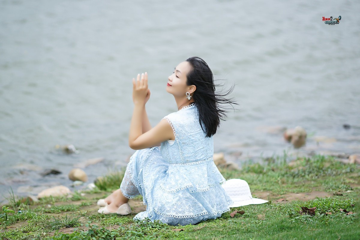 【人间四月天之女】---丰银