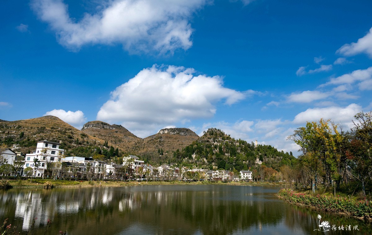 加油之城，美美安龙。初冬的湖心岛，天香阁。