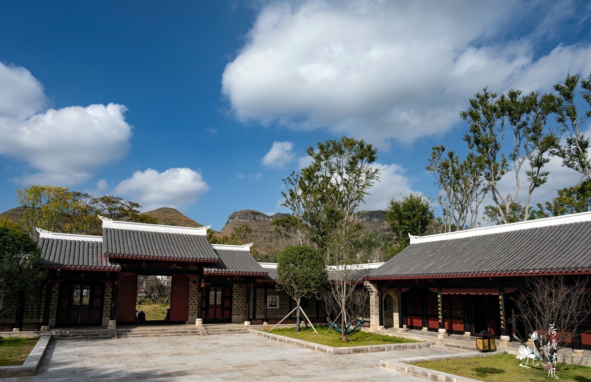 加油之城，美美安龙。初冬的湖心岛，天香阁。