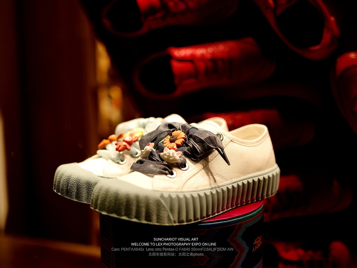 宾得645z中画幅相机拍南锣鼓巷夜景（二）