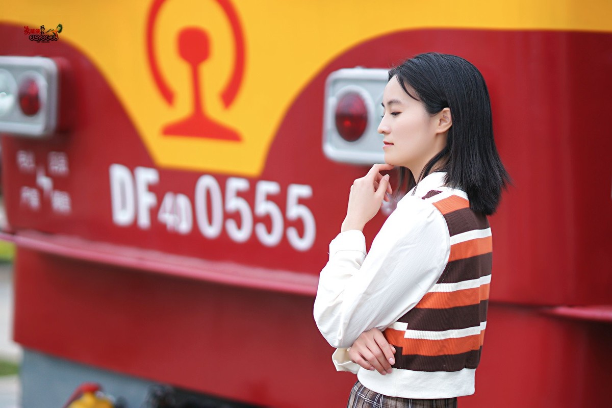 【火车头美少女】---沛阳