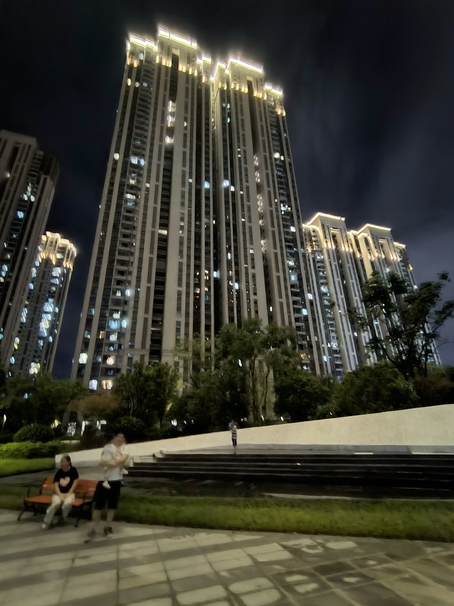 漫步星城 走街串巷（475）酷暑难耐