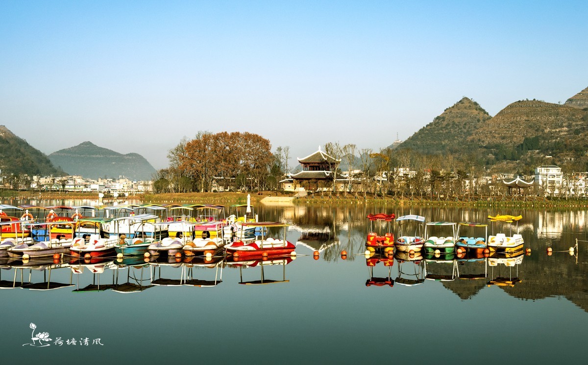 2025年第一拍，小寒节气，加油之城安龙，阳光明媚，晴空万里，吃完早餐到半水湖畔走了