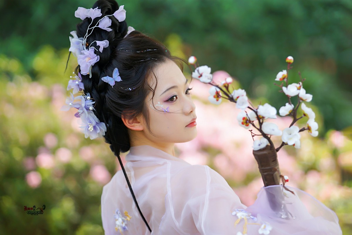 【春日燕】---小越