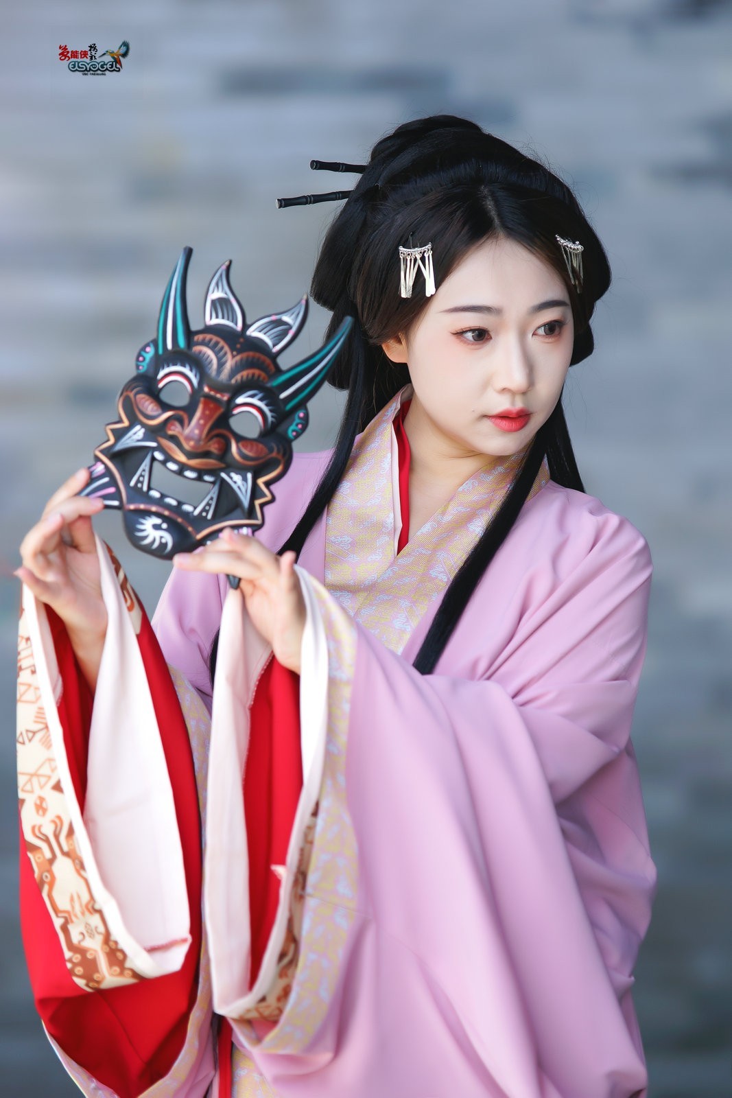 【面具战袍佳人】---兔子