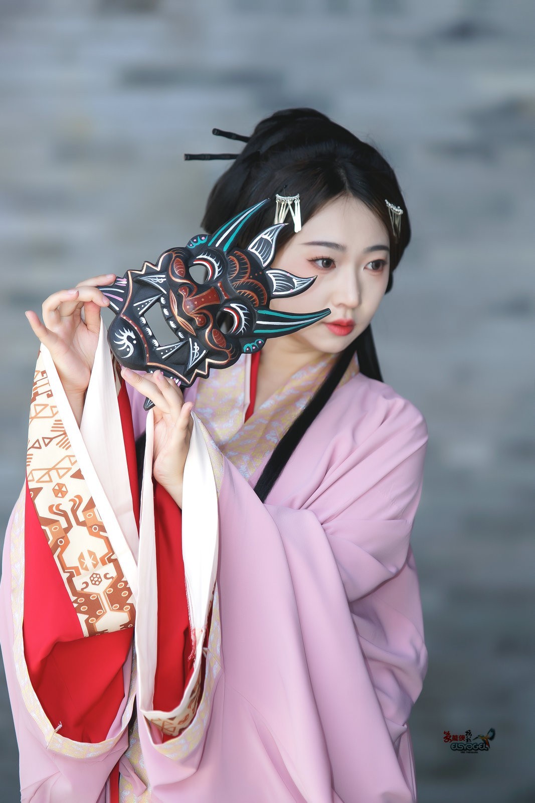 【面具战袍佳人】---兔子