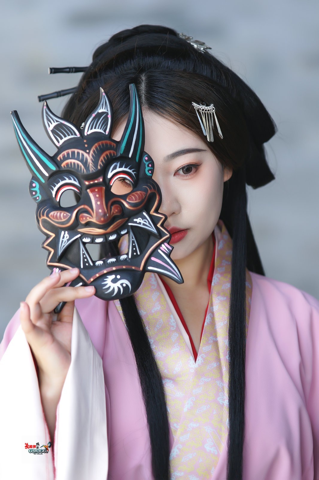 【面具战袍佳人】---兔子