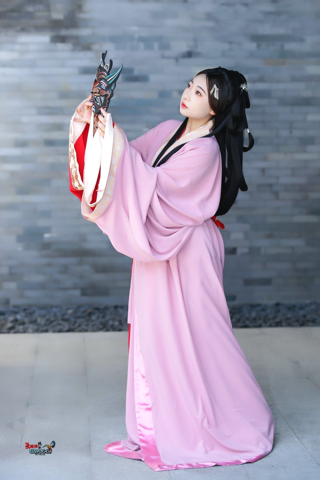 【面具战袍佳人】---兔子