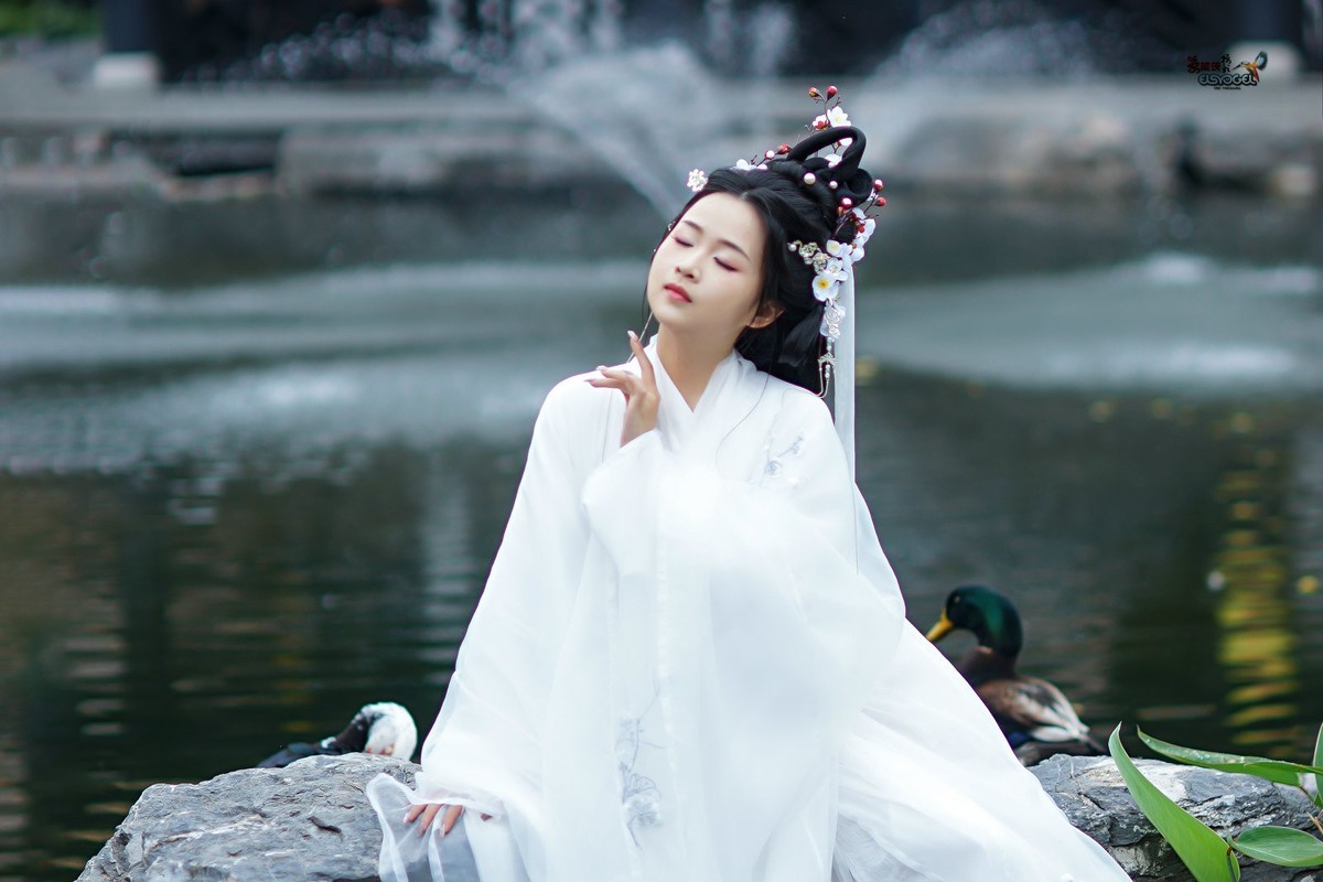 【白衣梅花仙子】---芋圆