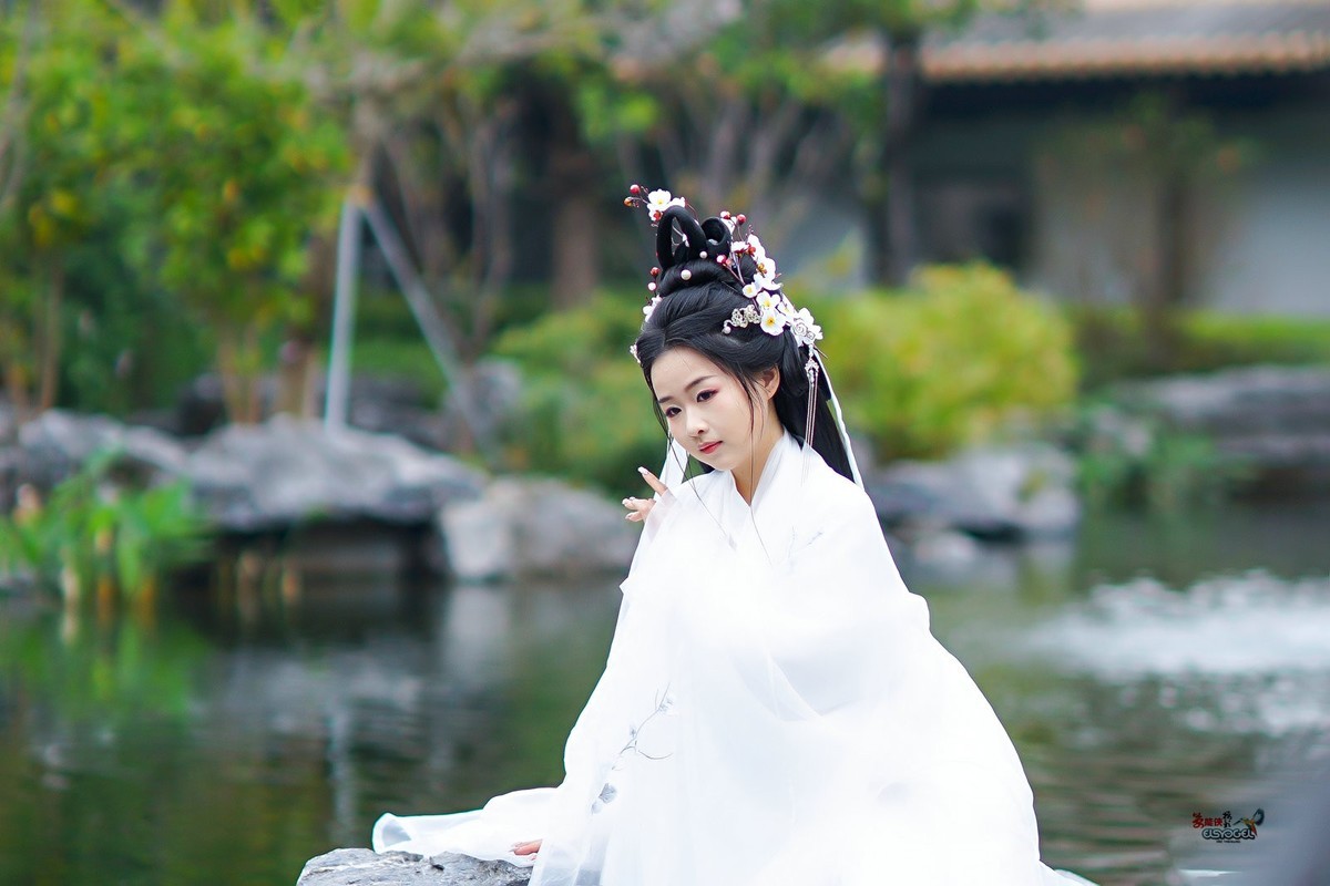 【白衣梅花仙子】---芋圆