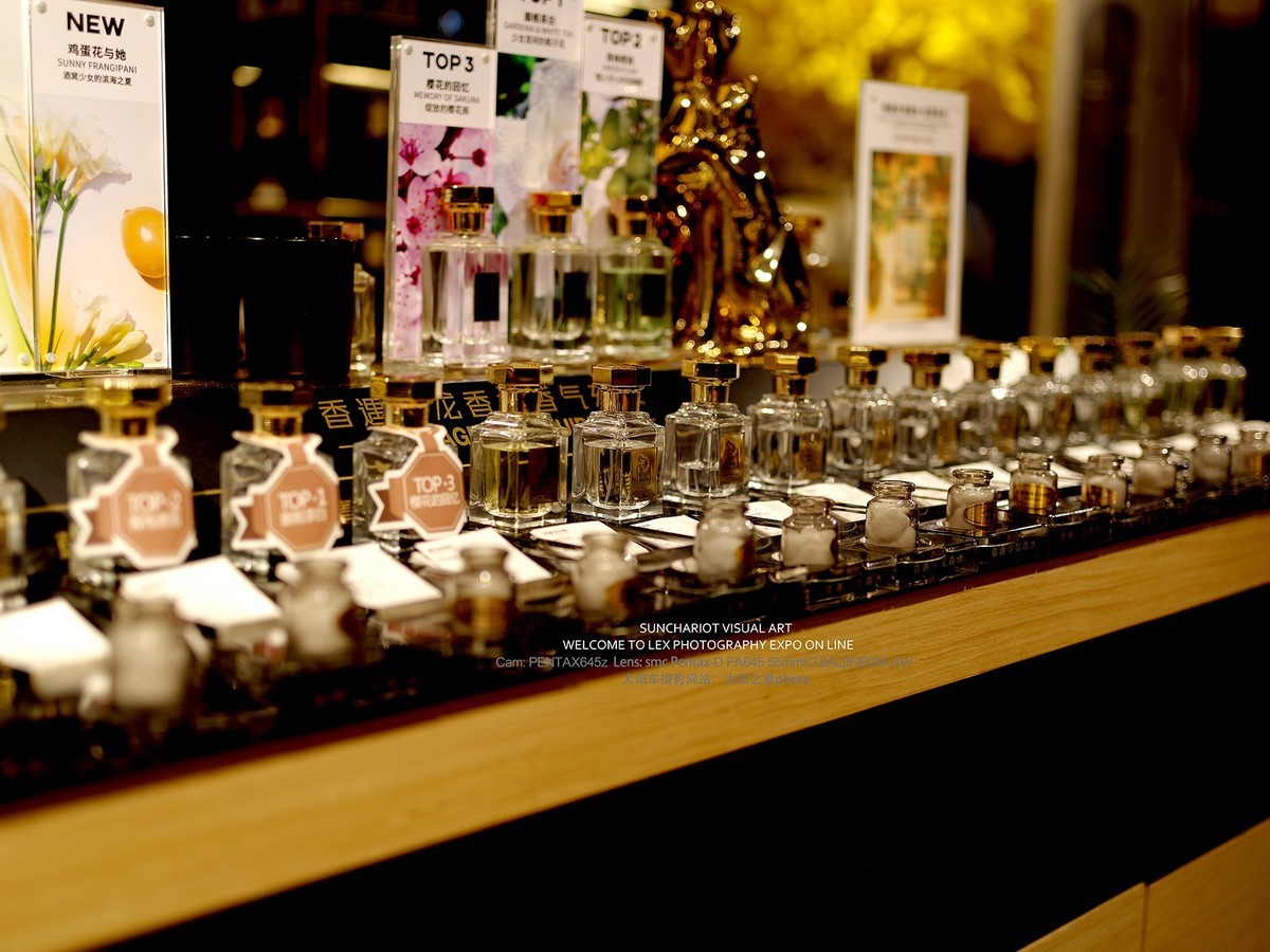 宾得645z中画幅相机拍南锣鼓巷夜景（二）