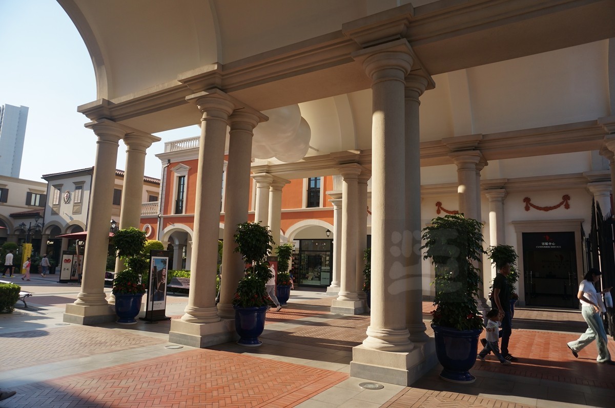 佛罗伦萨小镇1*奥莱——武汉随笔