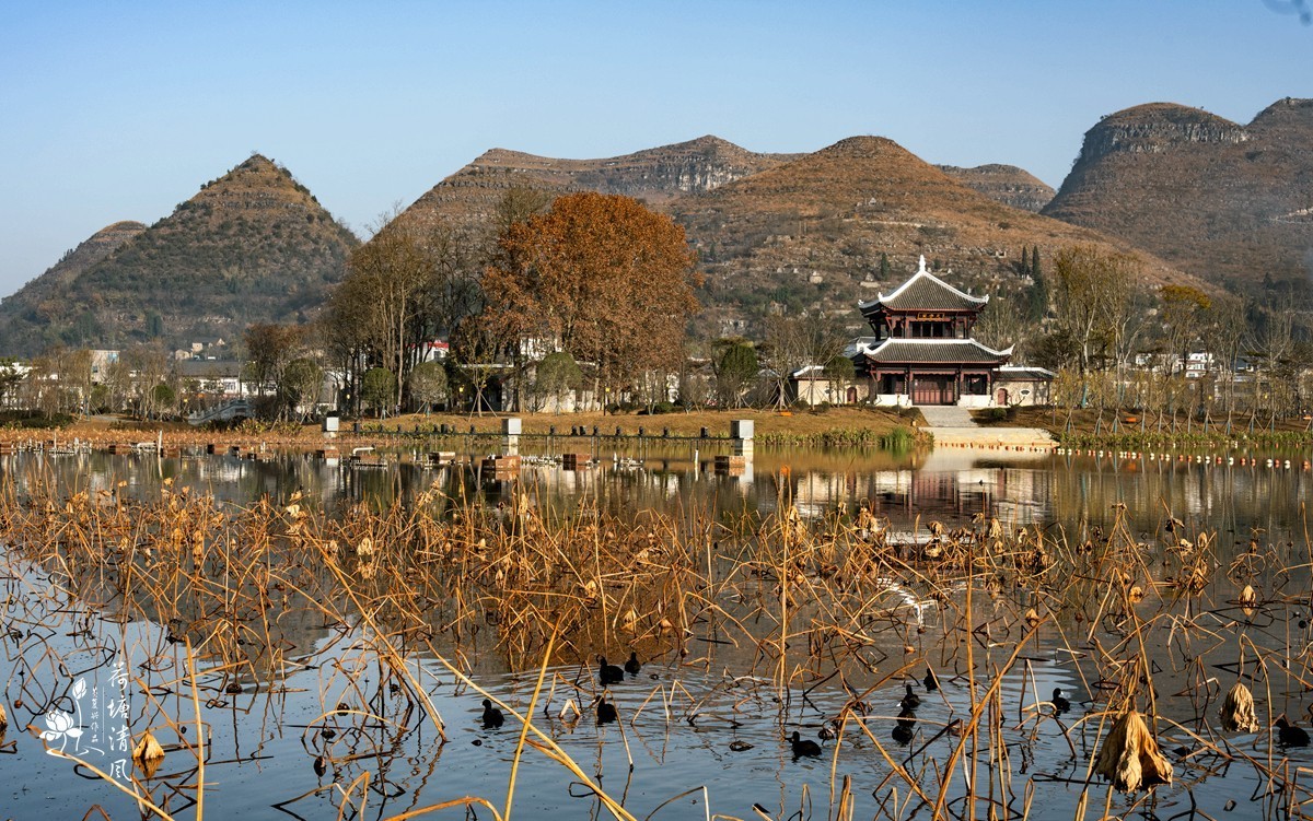 2025年第一拍，小寒节气，加油之城安龙，阳光明媚，晴空万里，吃完早餐到半水湖畔走了