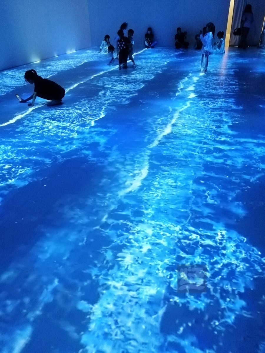 中国光谷人工智能AI艺术展——武汉随笔