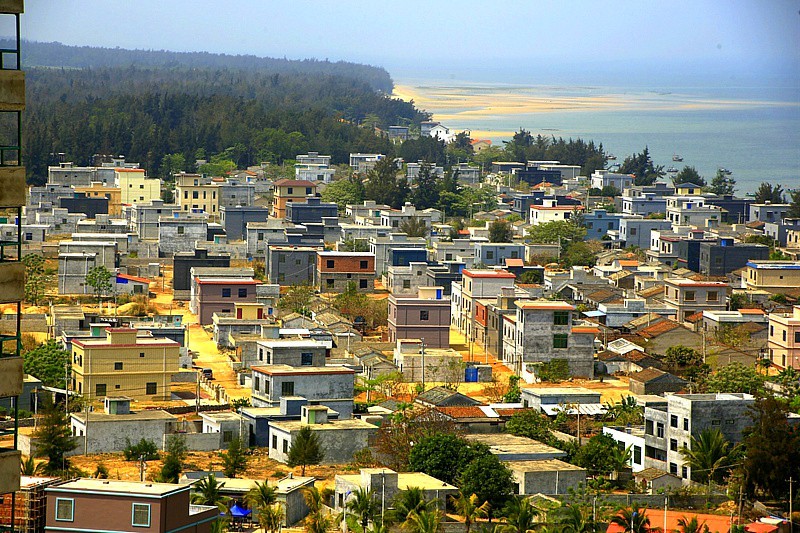 《不老松：忆海南游记》21.01.29长島蓝湾之邻村景！