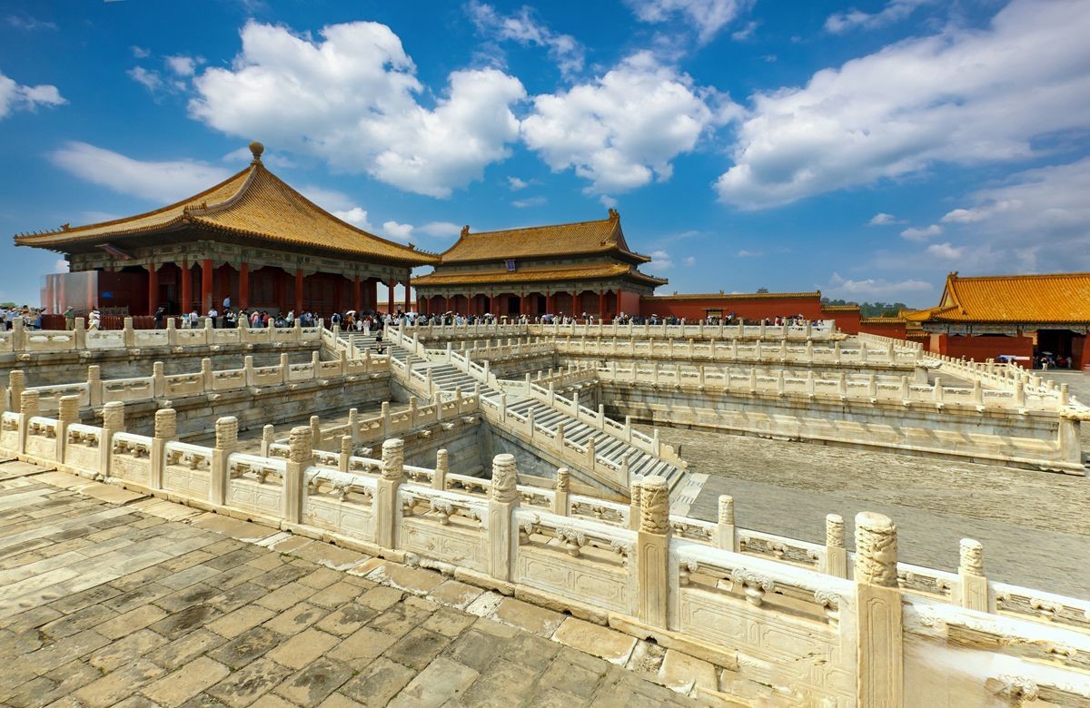 龙庭遗韵--从明清到今朝的时间回响