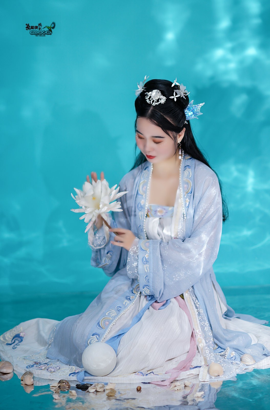 【梦蓝之女】--诗晴