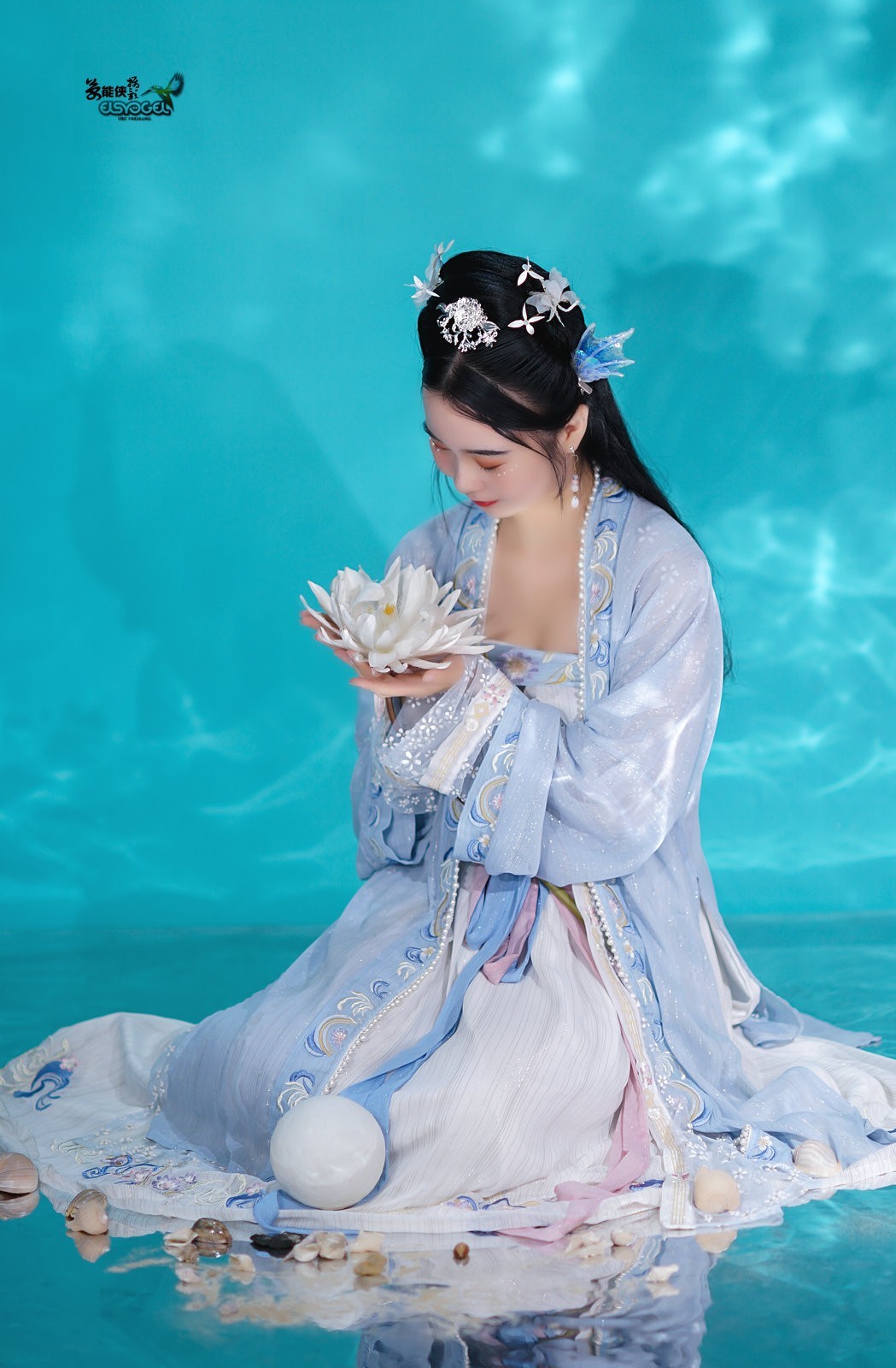 【梦蓝之女】--诗晴