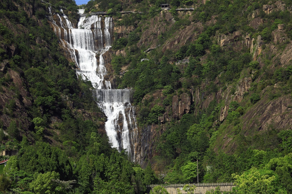 天台山大瀑布