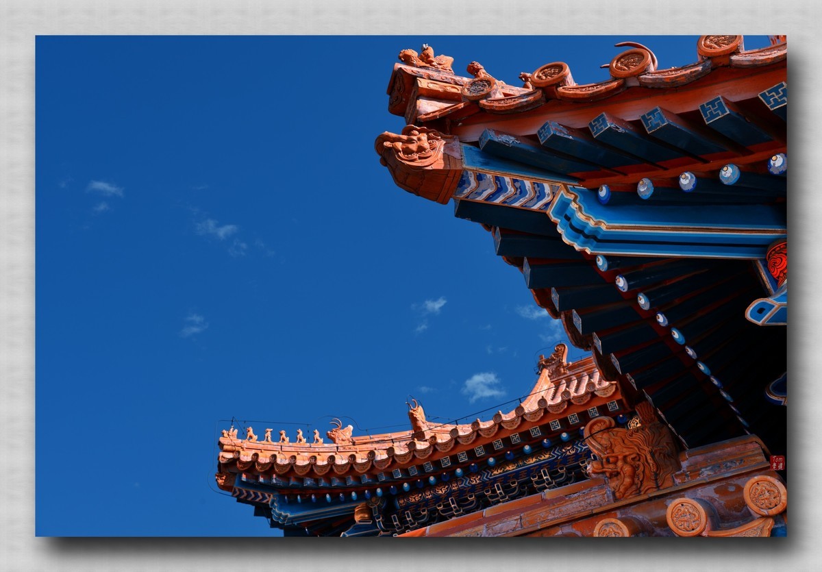 瓦楞间闪辉煌 细节处见璀璨 （12图）