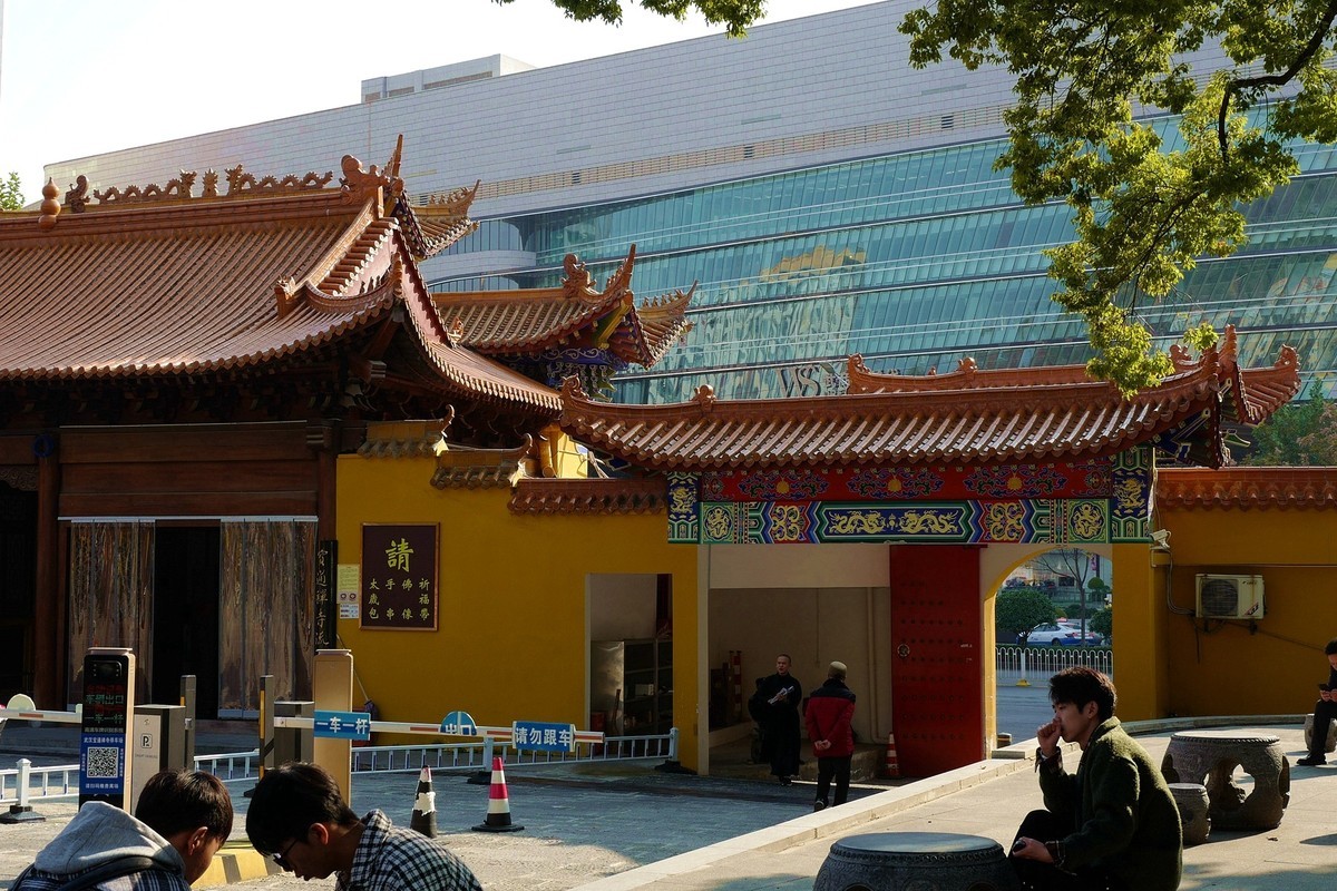 宝通寺的风光四