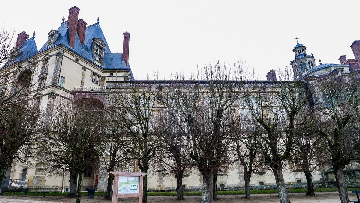 游拍“枫丹白露宫”