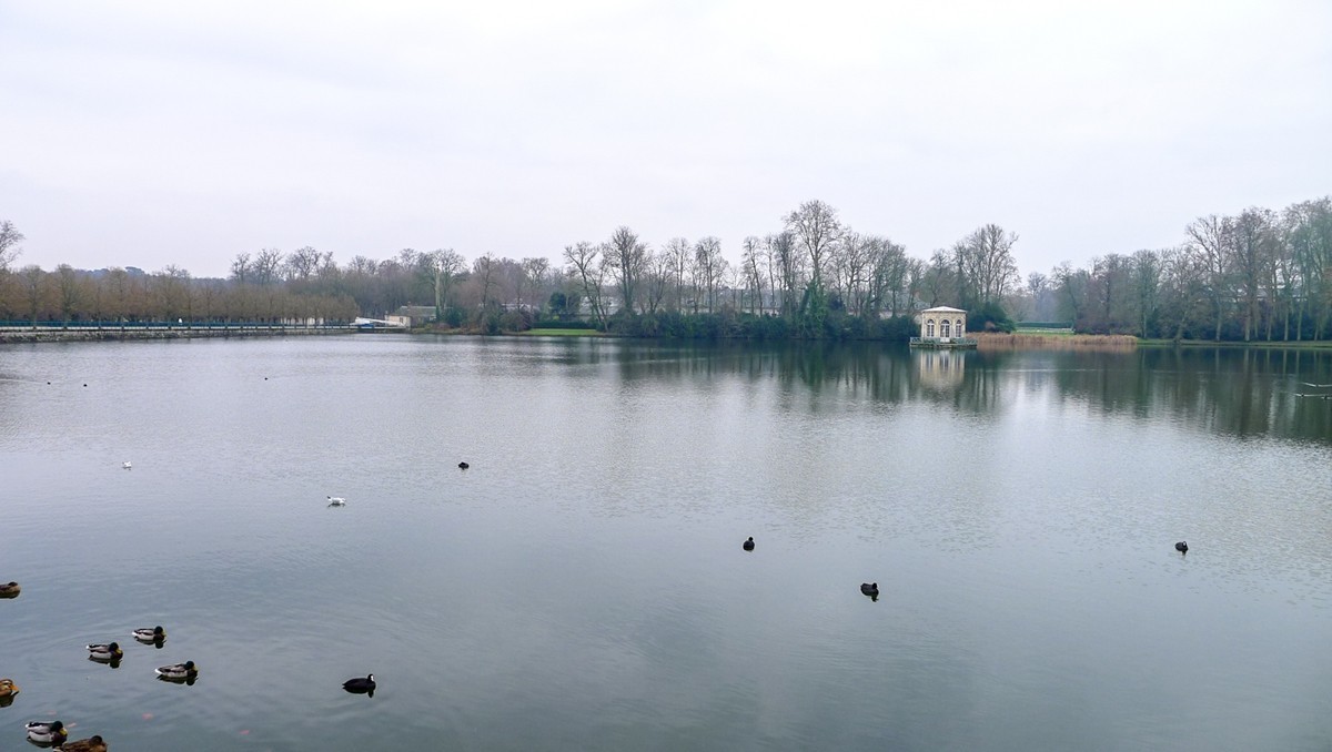 游拍“枫丹白露宫”