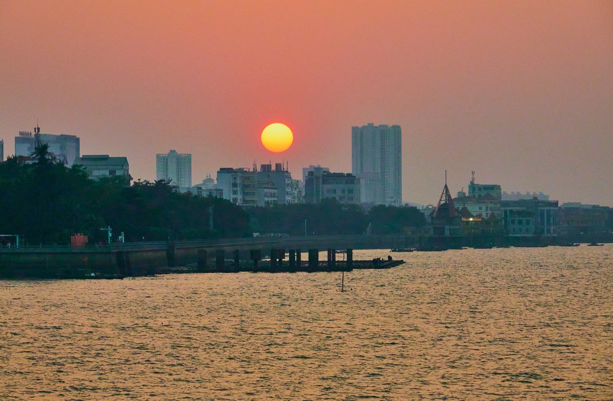日落时分  北海金滩