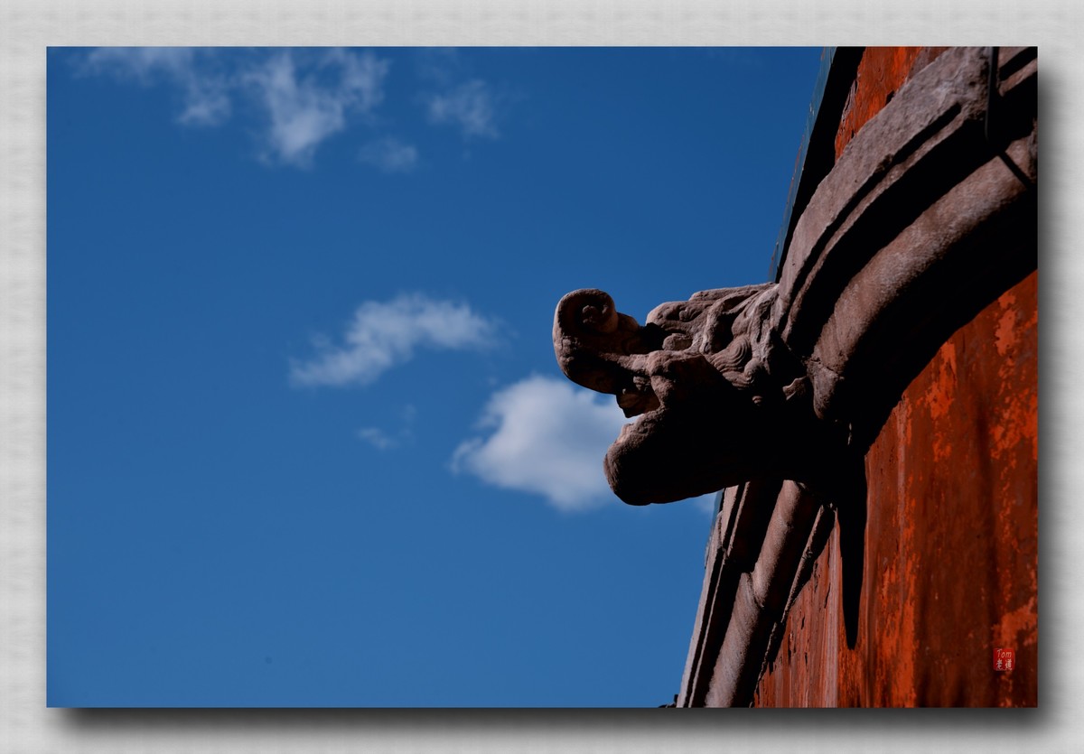 瓦楞间闪辉煌 细节处见璀璨 （12图）