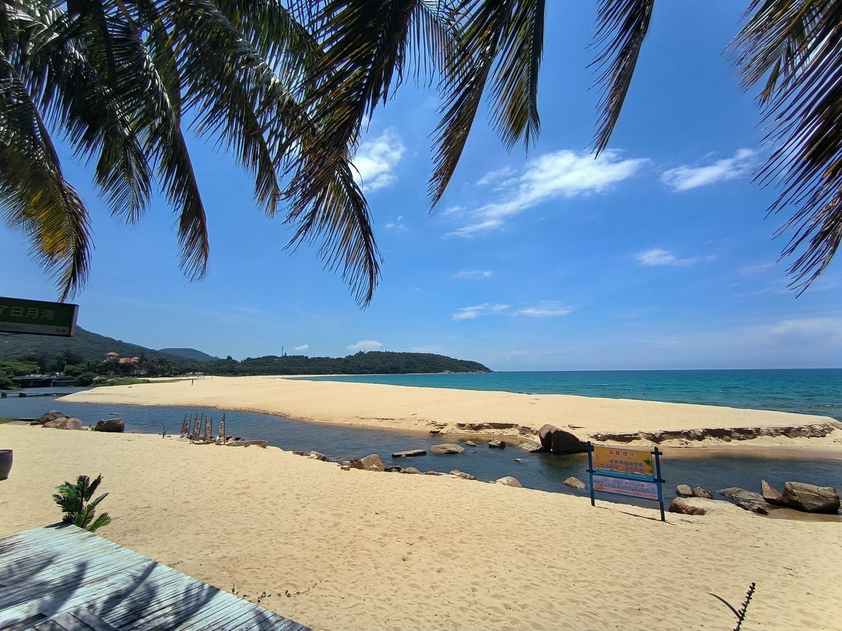 2024夏 海南环岛行（74）俯瞰海门奇石