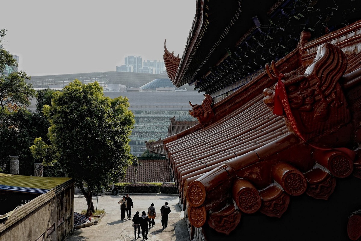 宝通寺的风光四