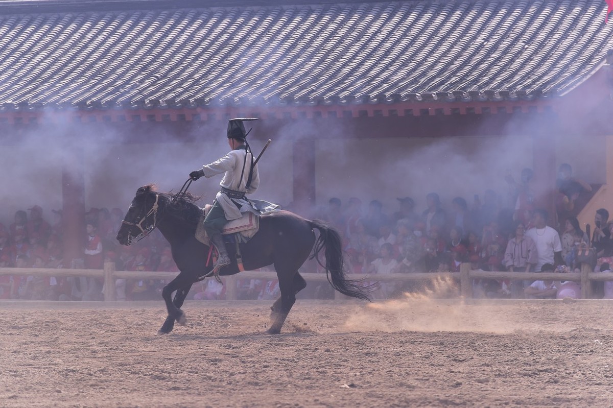 开封清明上河园一日游