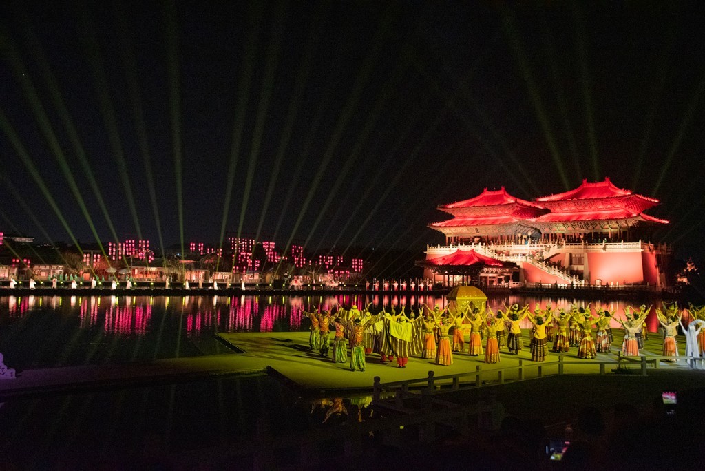 开封清明上河园一日游