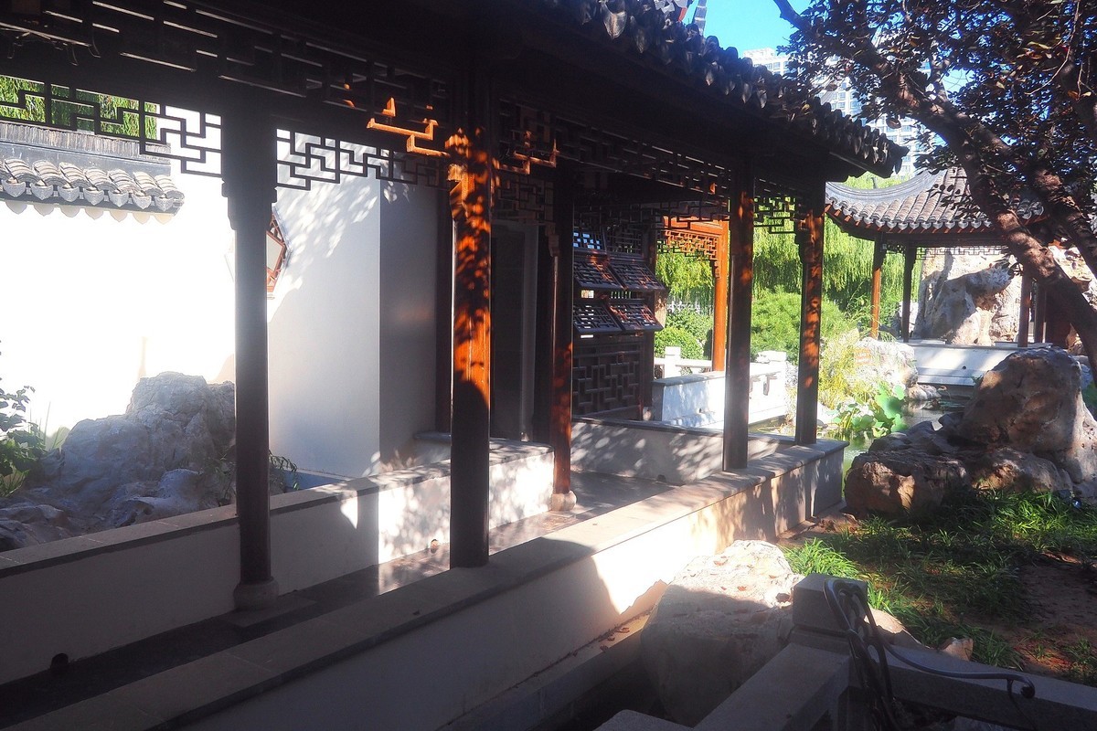 民心河畔的小公园—裕园