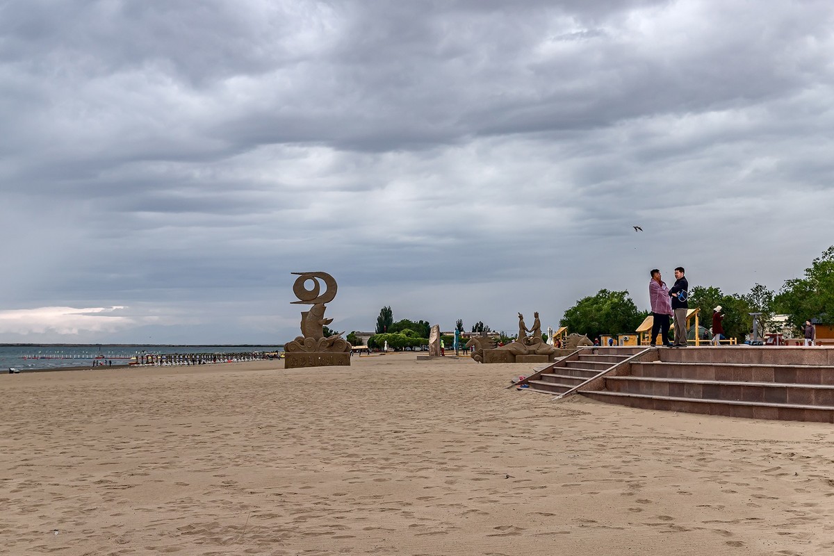 旅游记录 ：新疆 · 巴音郭楞 · 和硕 · 金沙滩