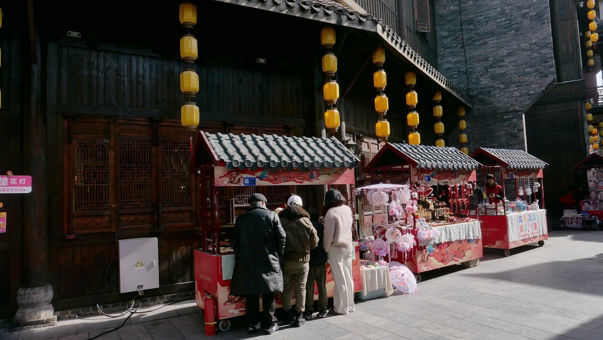 武汉映像---新年中的汉口里！