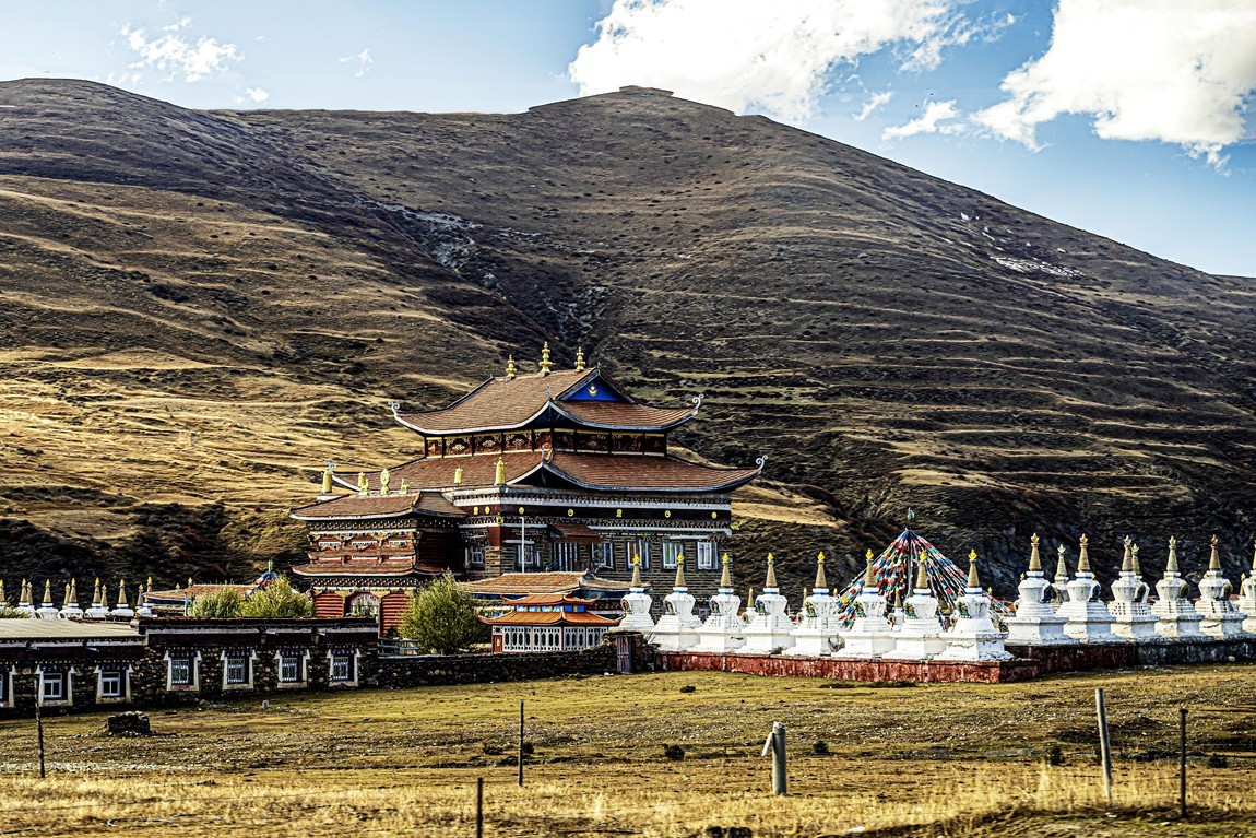 行走在318国道--新都桥段【2】